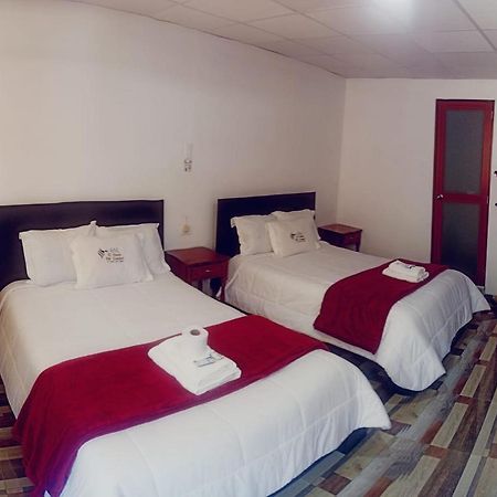 Hotel El Vuelo Del Condor Tarma Esterno foto